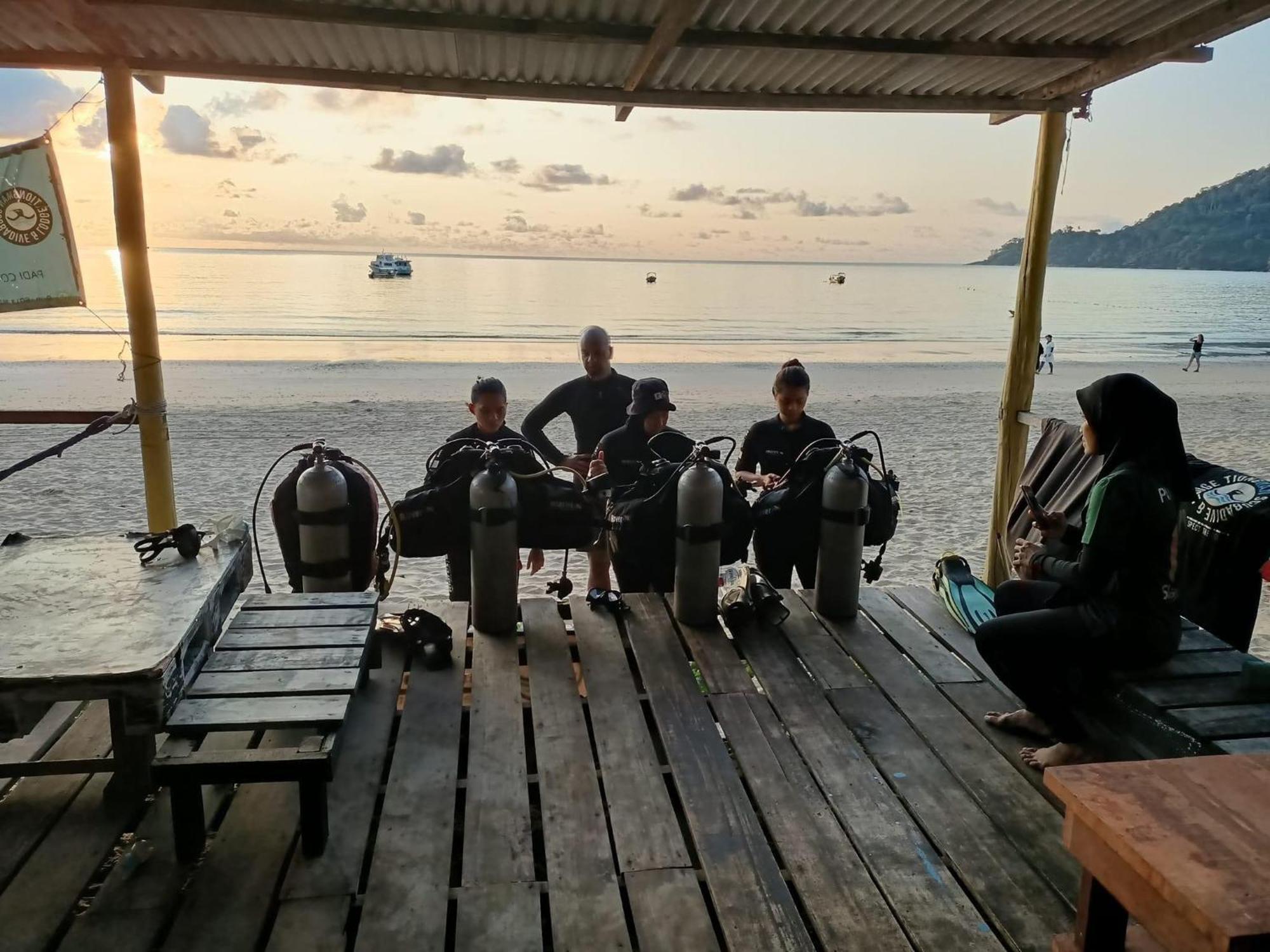Tiongman Scubadive & Lodge Kampong Juara Екстер'єр фото